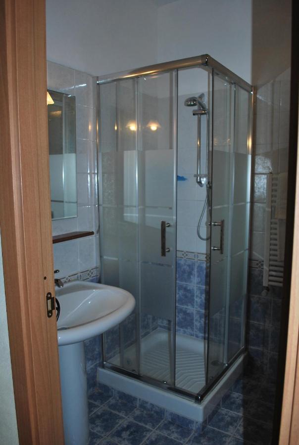 קוורצ'יאנלה Erba Di Campo Residence חדר תמונה